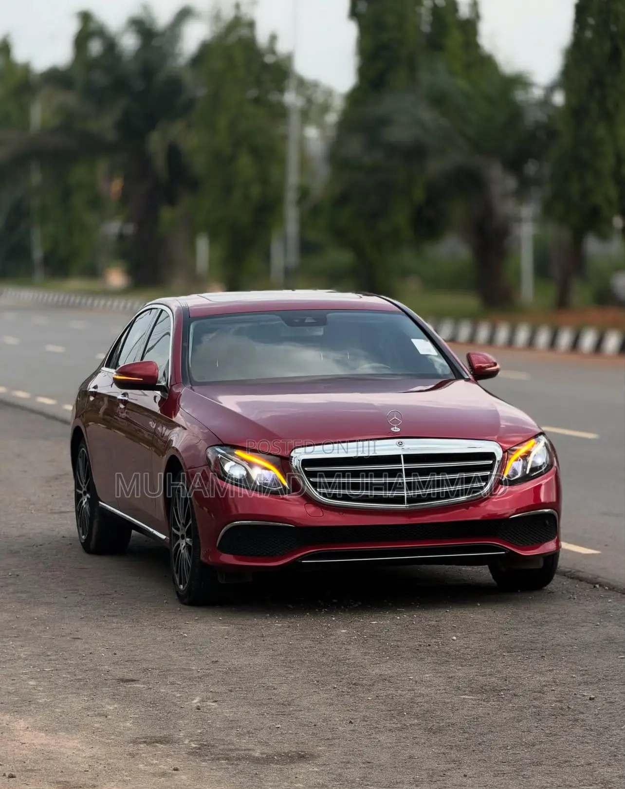 Mercedes-Benz E300 2018 Red