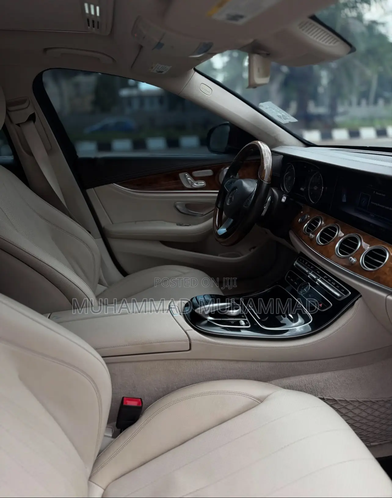 Mercedes-Benz E300 2018 Red