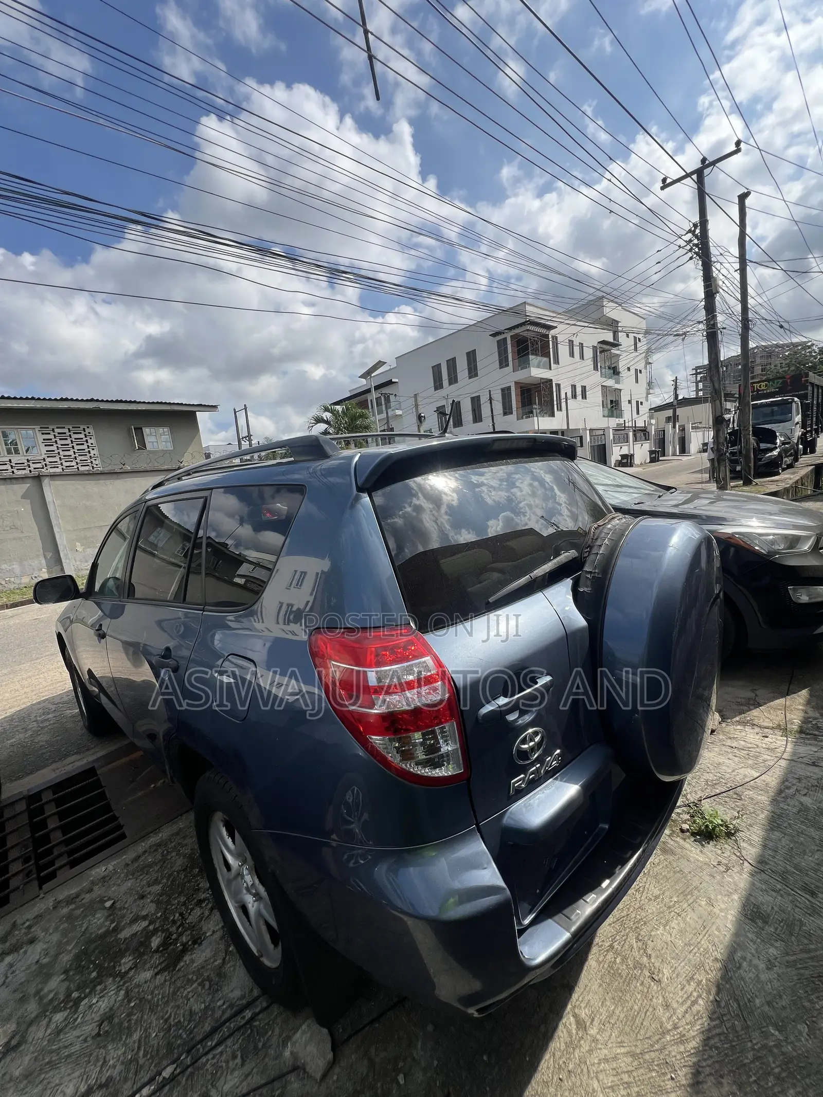 Toyota RAV4 Limited 2011 Blue