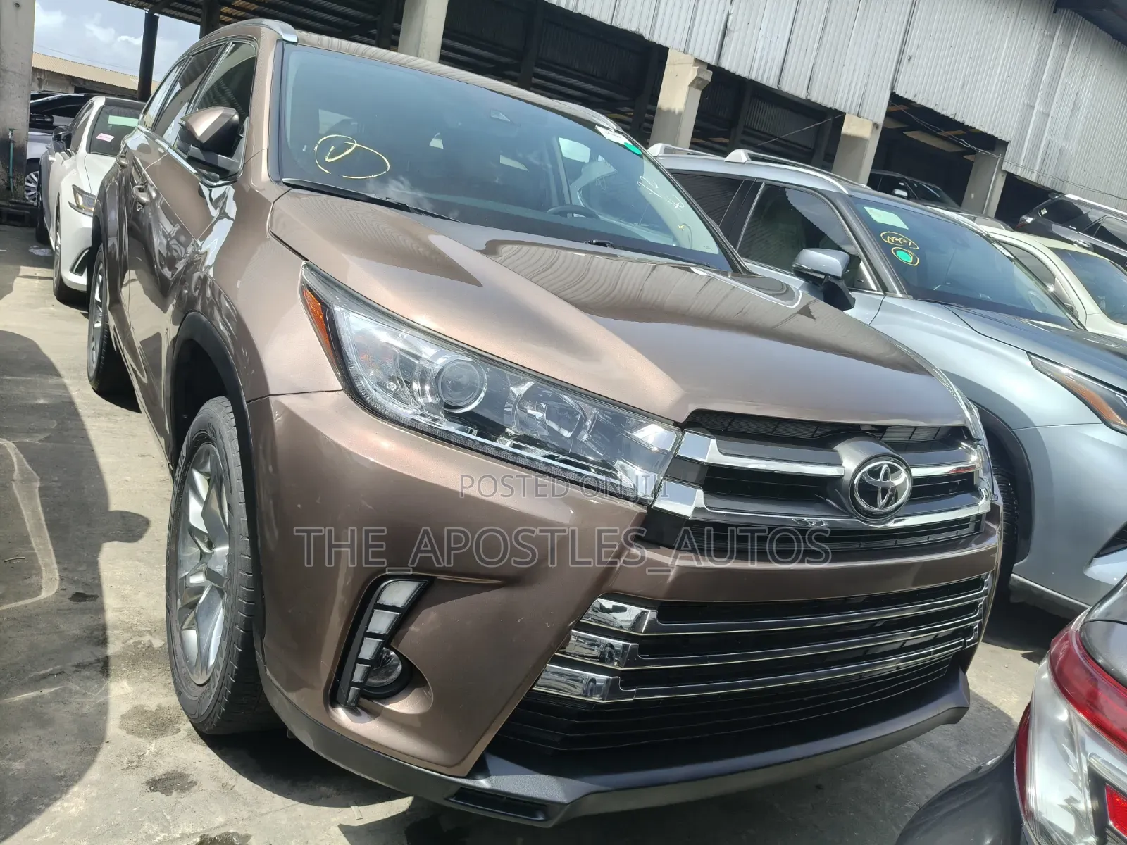 Toyota Highlander Limited Platinum 2019 Brown