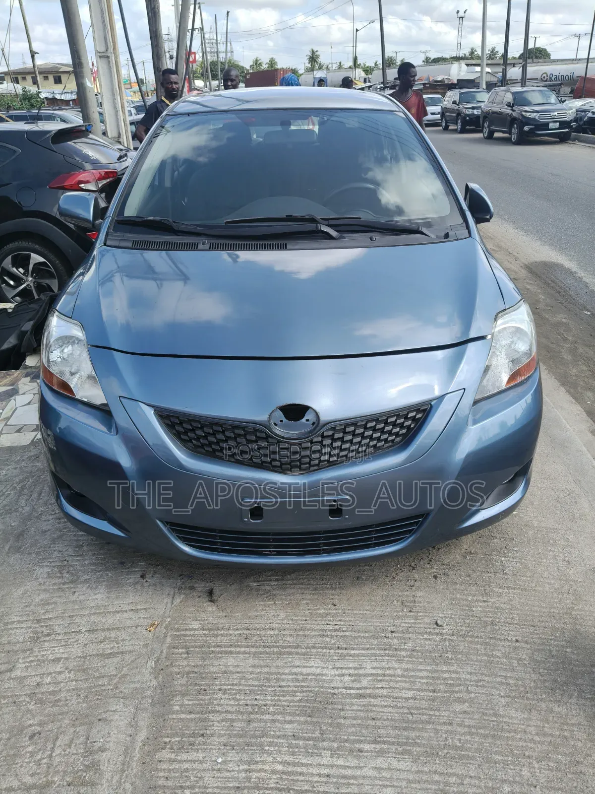 Toyota Yaris 2012 Blue