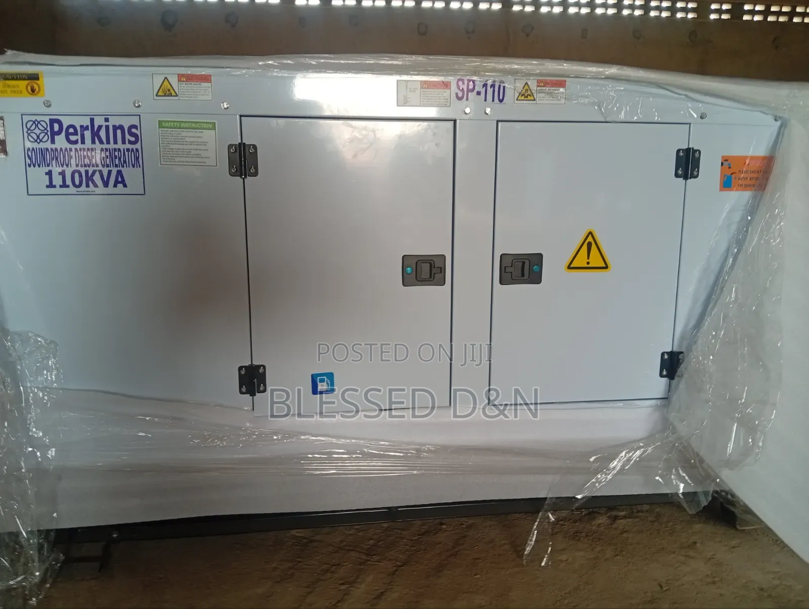 110kva Perkins Soundproof Diesel Generator