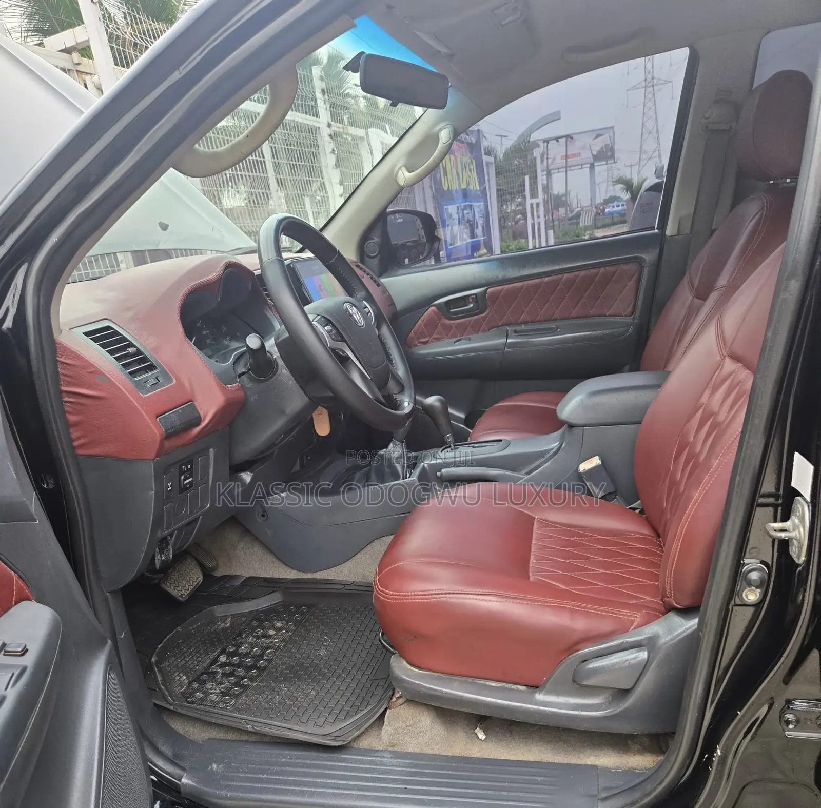 Toyota Hilux SR5 4x4 2013 Black