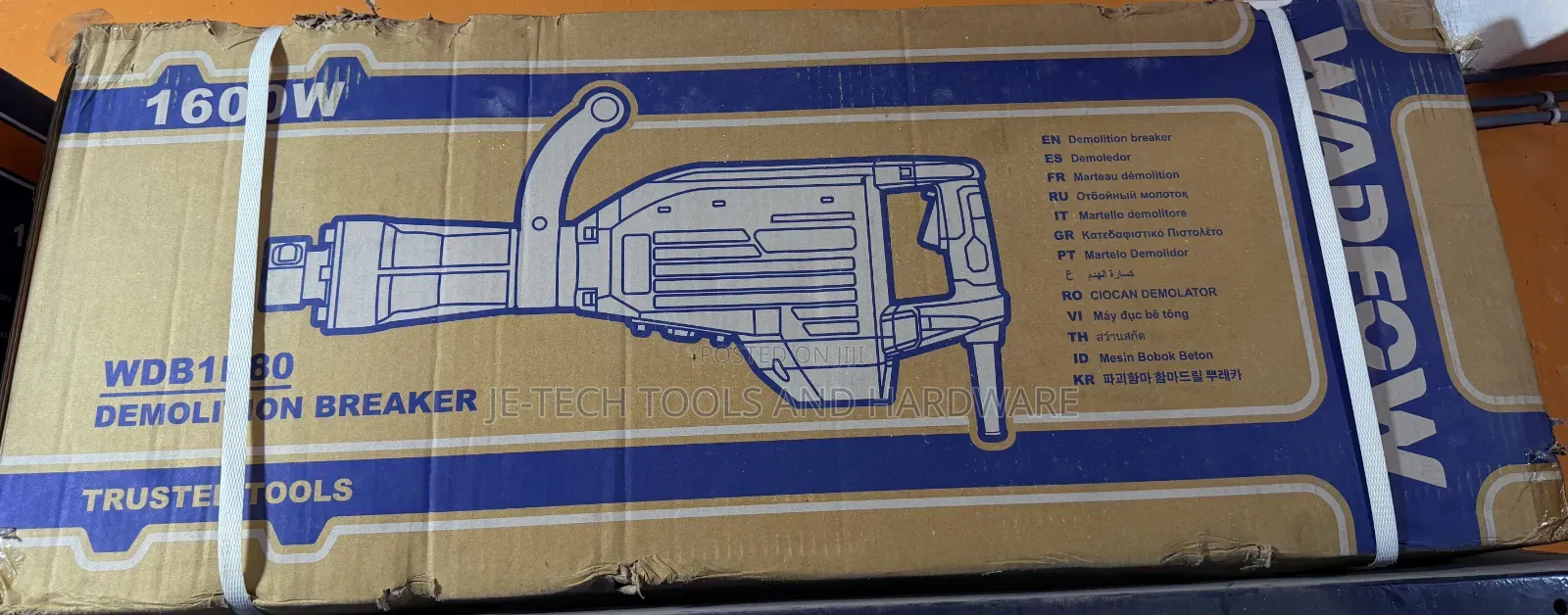 Wadfow 1600W Demolition Breaker (Model WDB1D80)