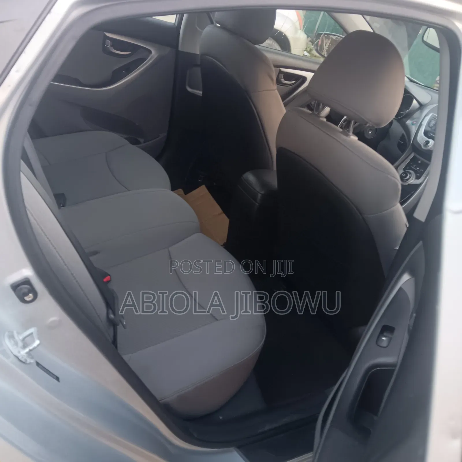 Hyundai Elantra 2011 Silver