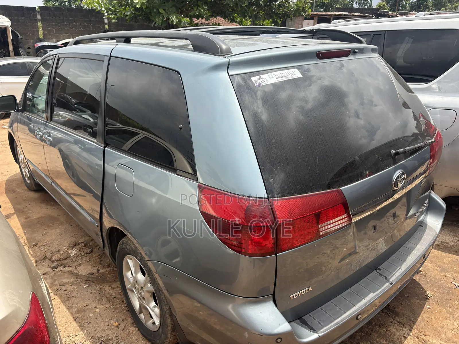 Toyota Sienna XLE Limited 2005 Blue
