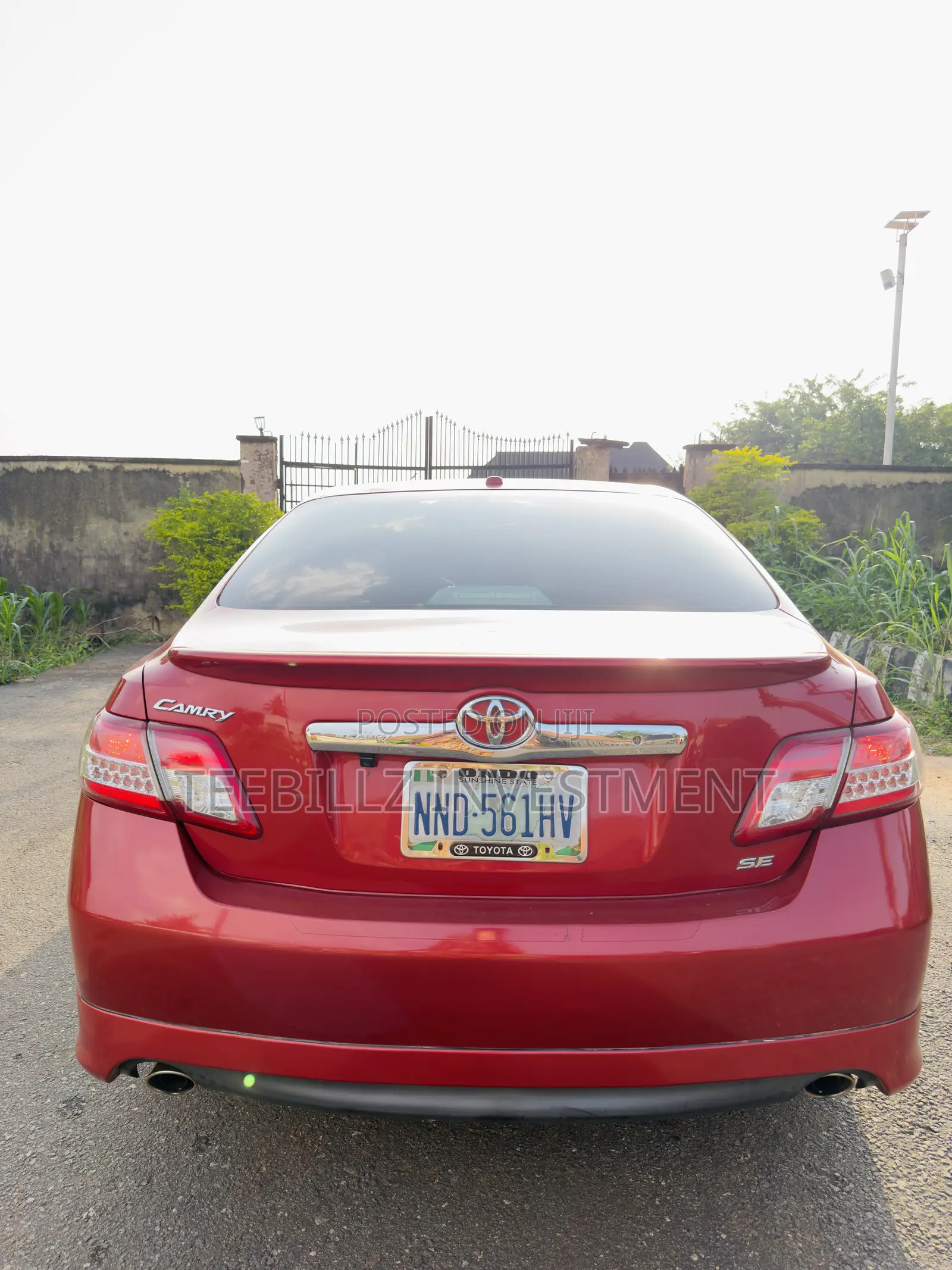 Toyota Camry SE 4dr Sedan (2.5L 4cyl 6A) 2011 Red