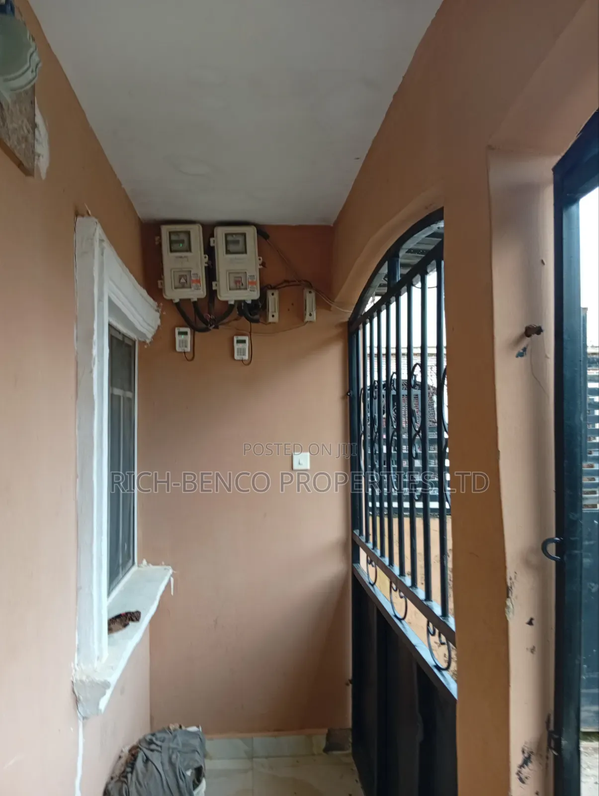 Studio Apartment in Dutse Obasanjo Road for rent