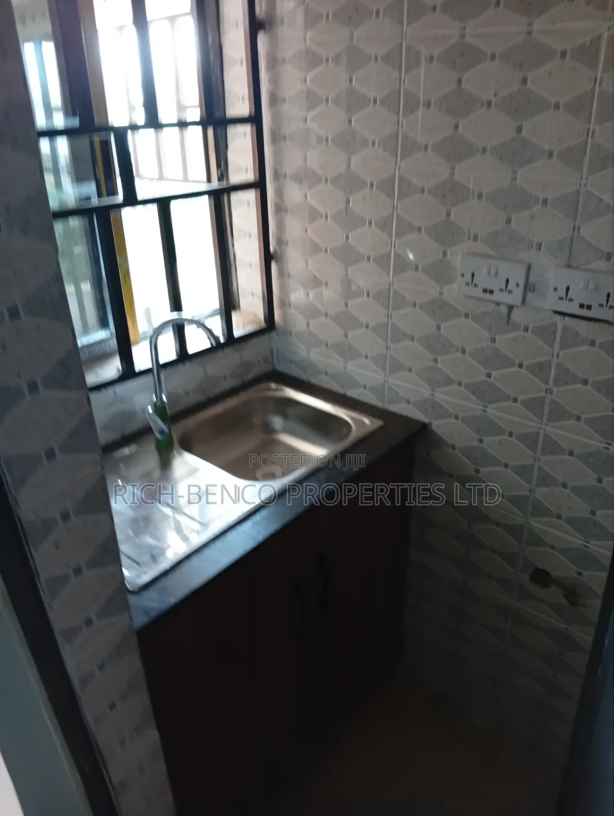 Studio Apartment in Obasanjo Road, Dutse-Alhaji for rent