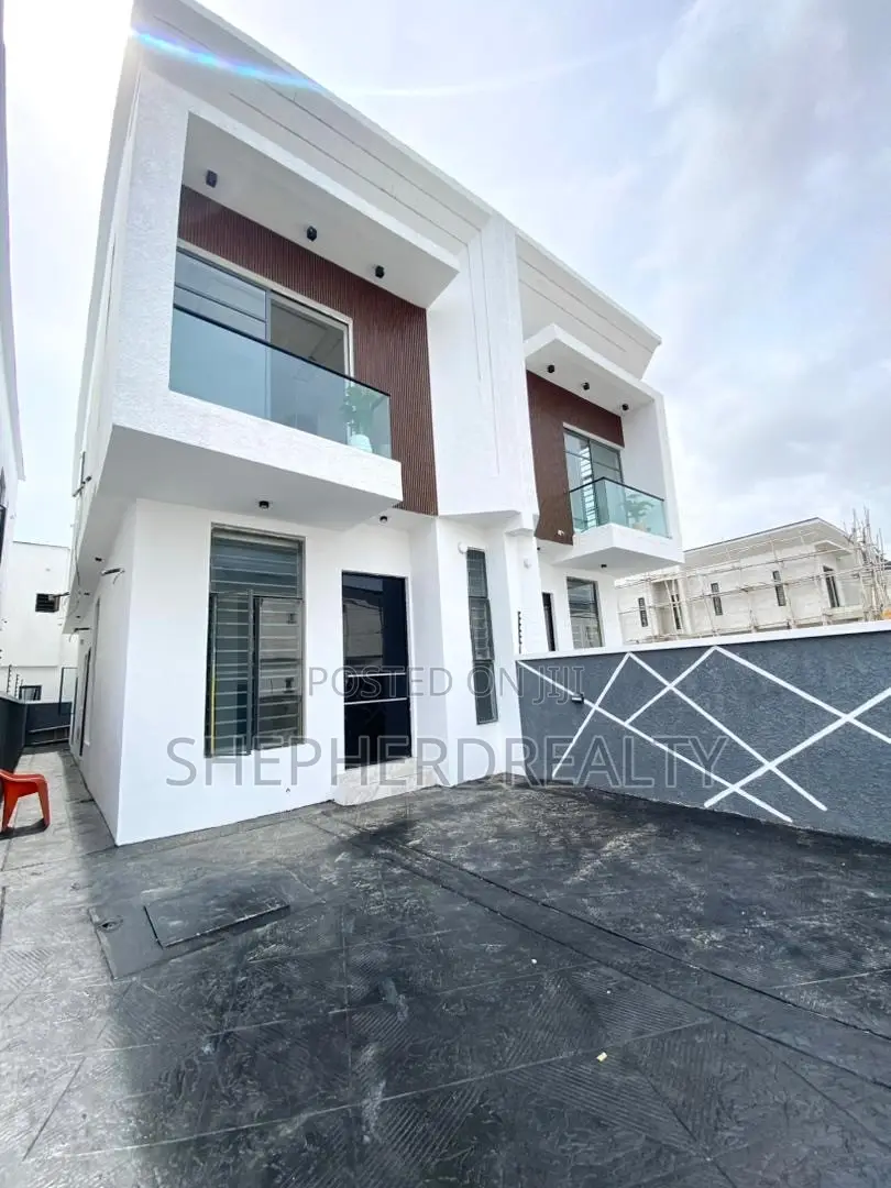 4bdrm Duplex in Lekki for sale