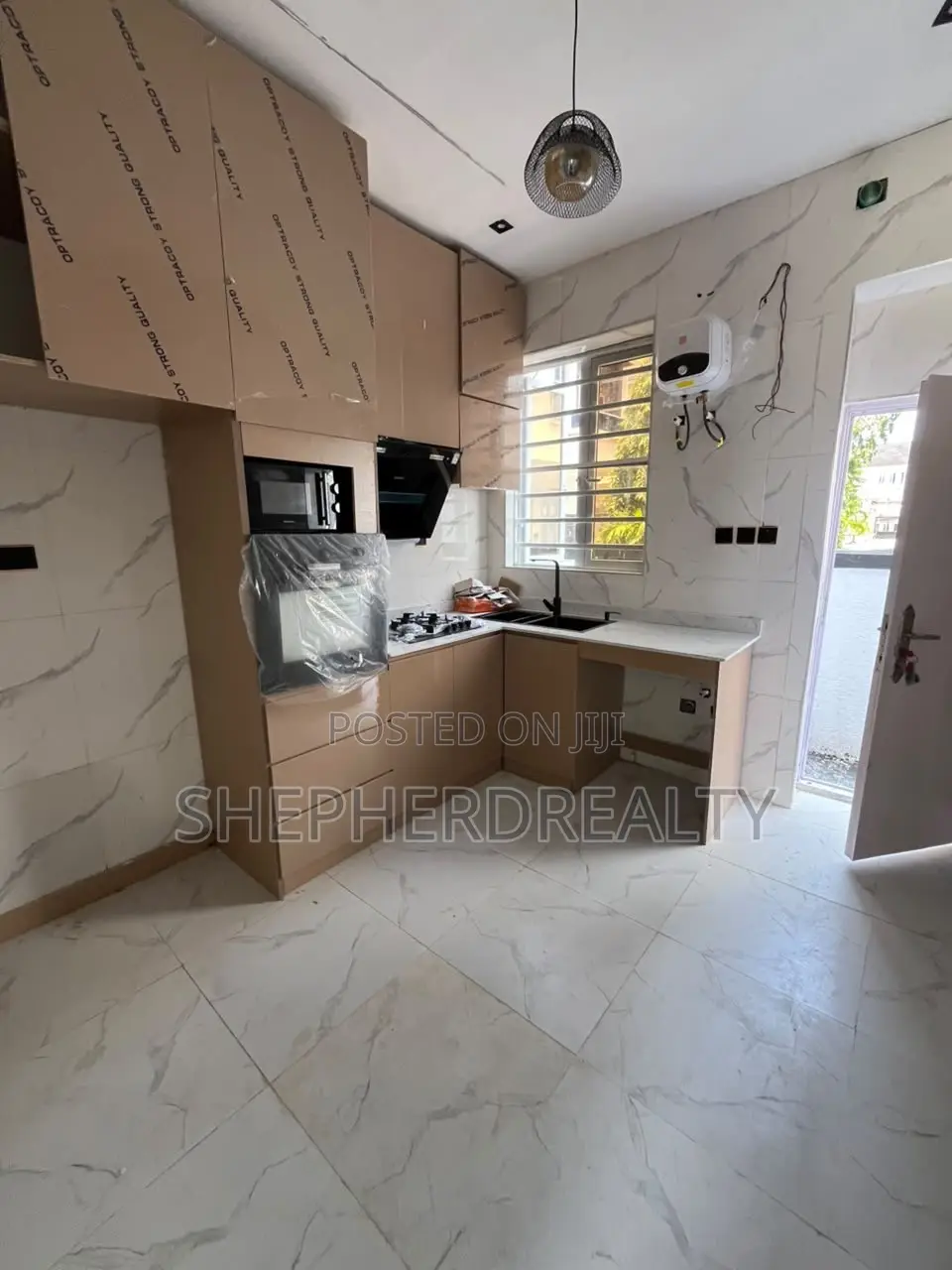 4bdrm Duplex in Ikota for sale