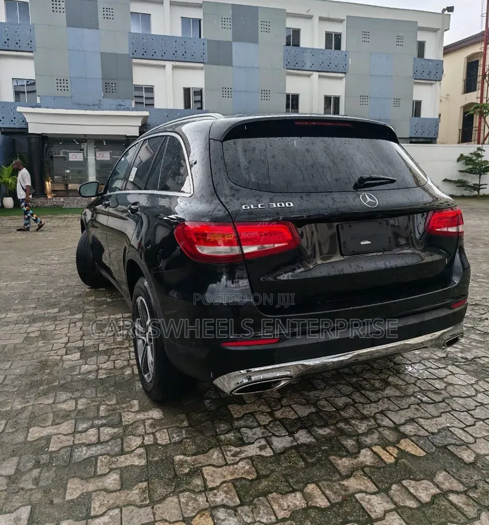 Mercedes-Benz GLC-Class 2016 Black