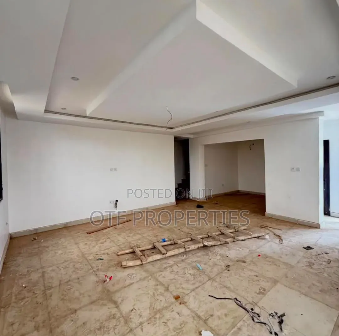 4bdrm Duplex in Mabushi Estate for rent