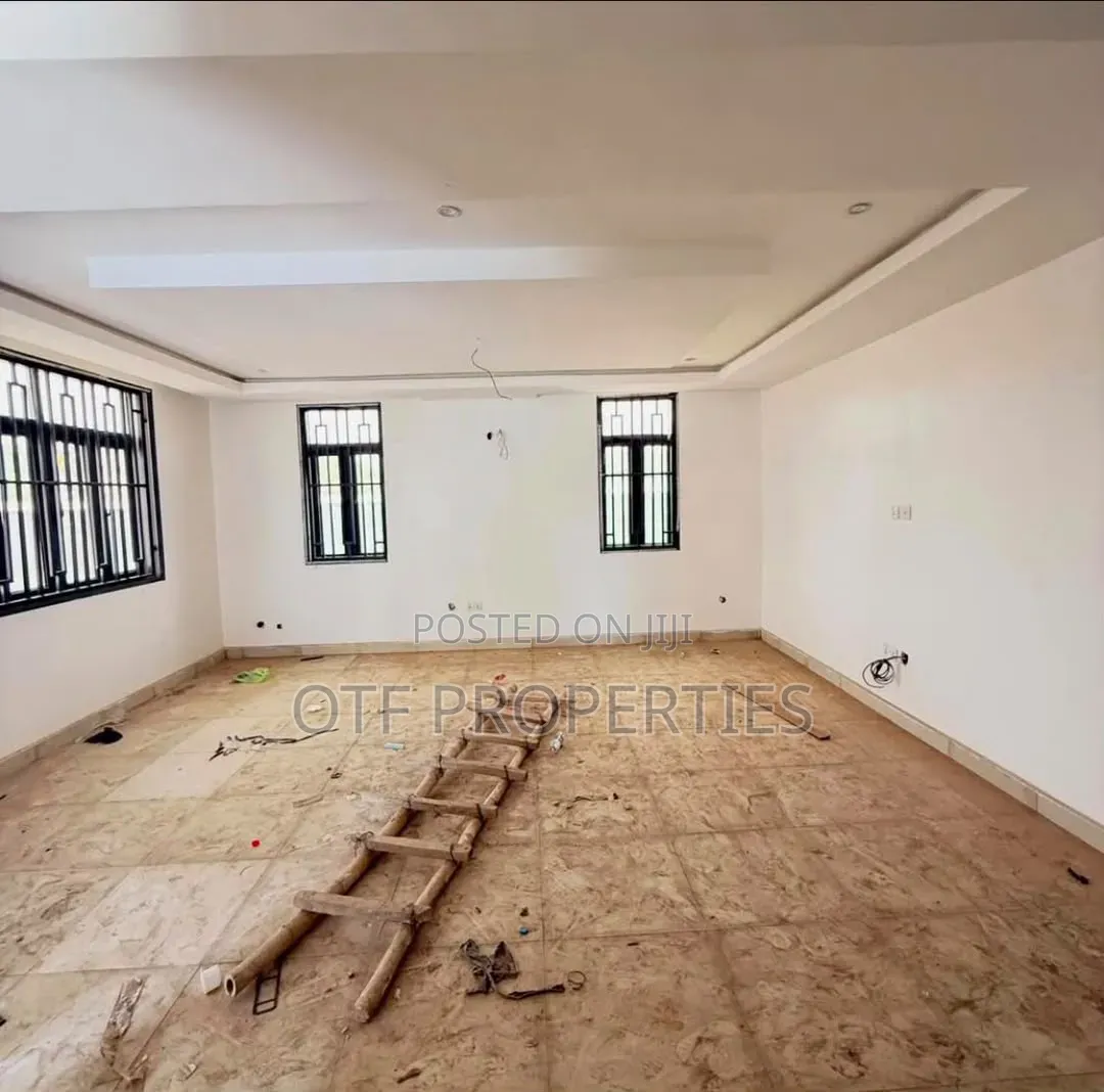 4bdrm Duplex in Mabushi Estate for rent