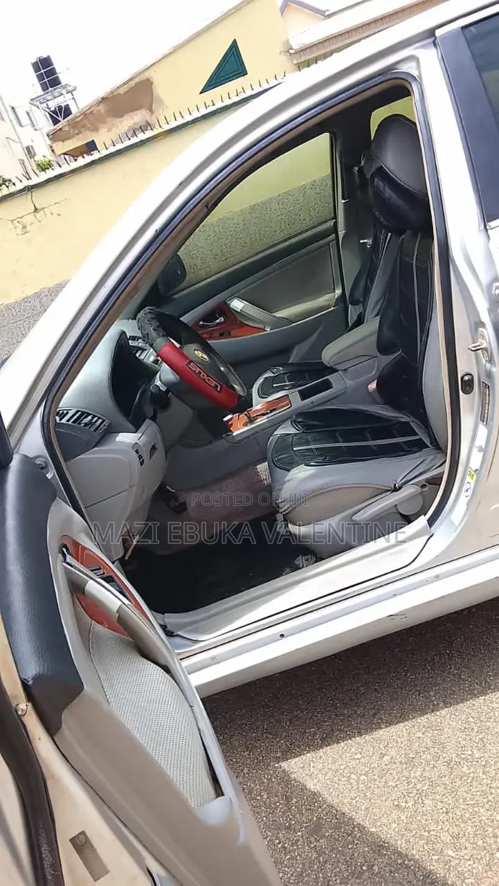 Toyota Camry 2008 Gray