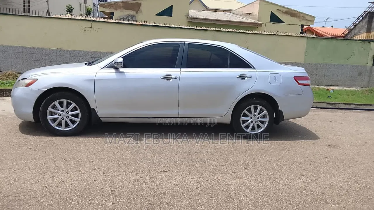Toyota Camry 2008 Gray