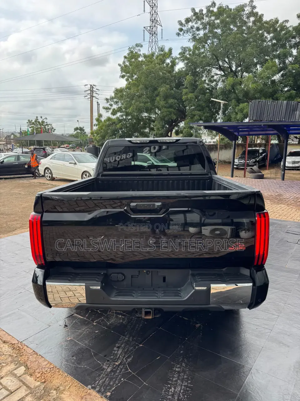 Toyota Tundra 2022 Black
