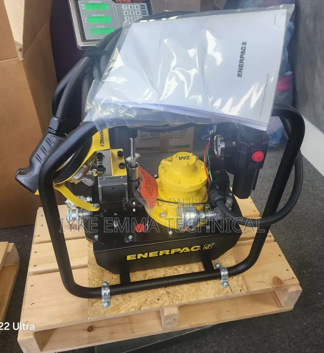 Heavy-Duty Enerpac Air-Driven Hydraulic Torque Wrench Pump 700BAR