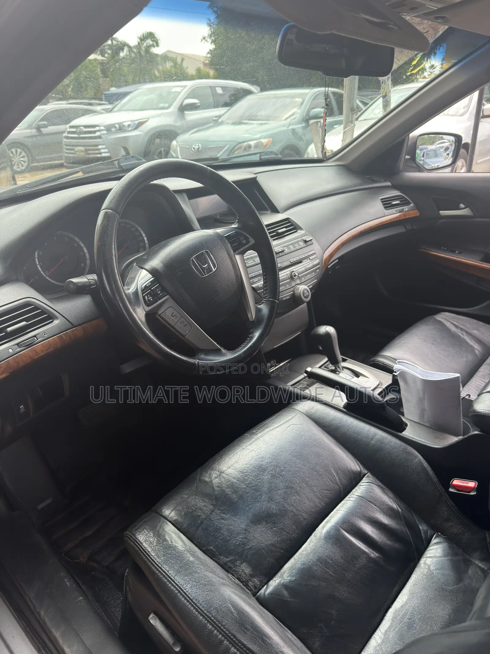 Honda Accord 2011 Silver