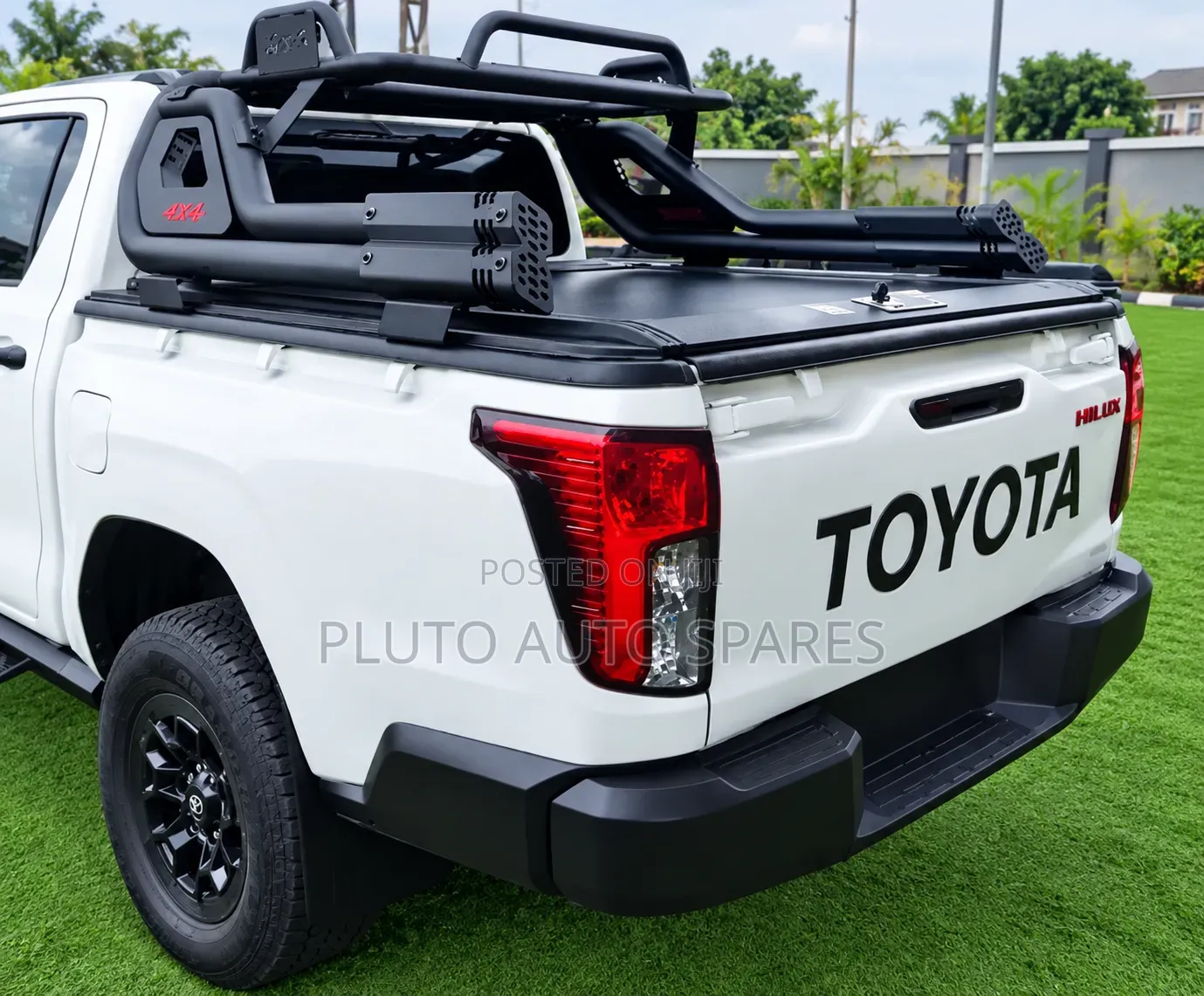 4×4 Aluminum Maunal Retractable Roller Boot Cover & Spoiler Hilux 2027