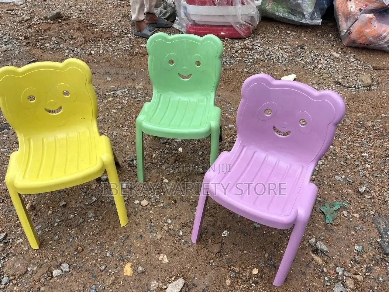 Children’s Kittie Chair