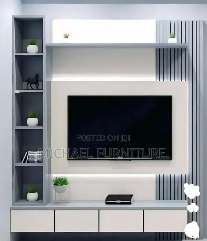 Comported ,Strong and Sturdy 7ft by 8ft TV Console