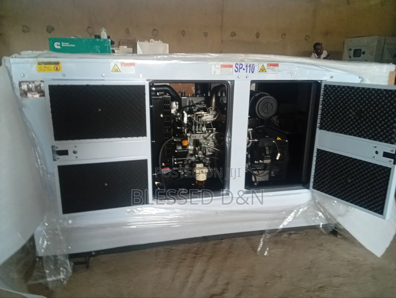 110kva Perkins Soundproof Diesel Generator 100% Copper