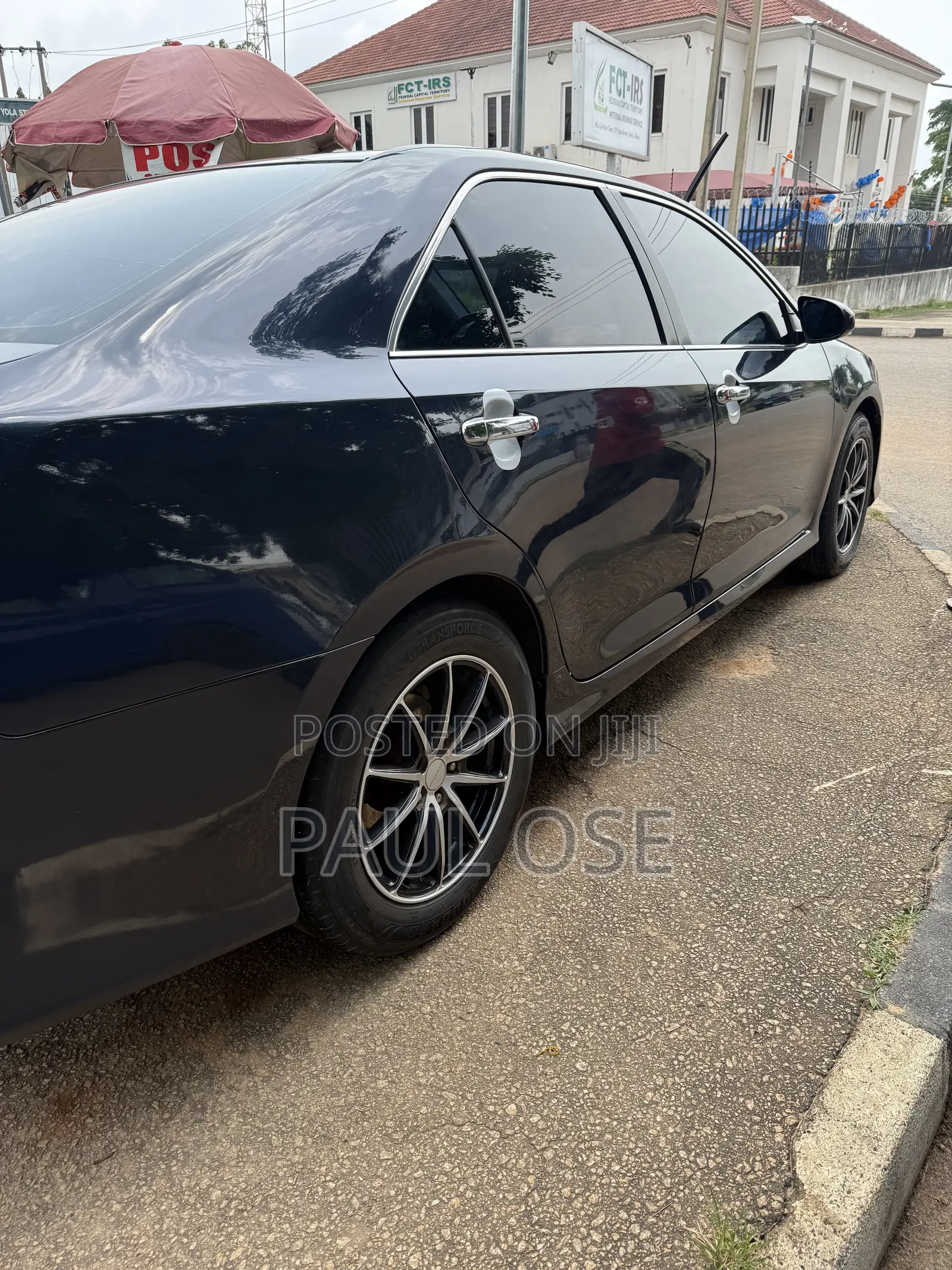 Toyota Camry SE 4dr Sedan (2.5L 4cyl 6A) 2013