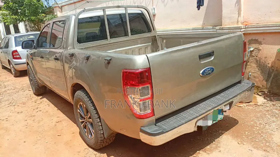 Ford Ranger Wildtrak 2018 Gold