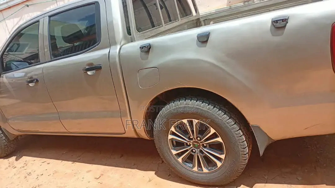 Ford Ranger Wildtrak 2018 Gold
