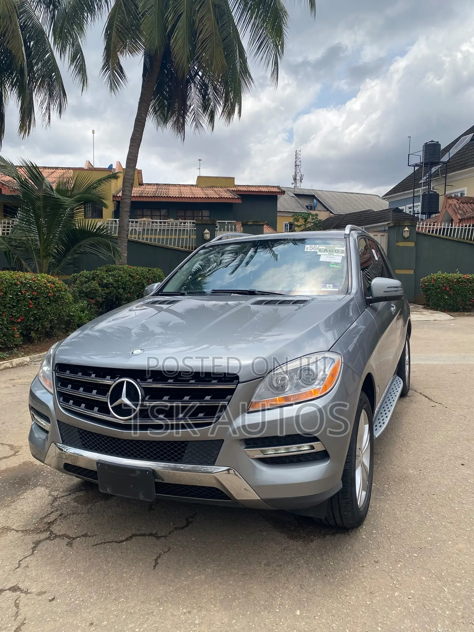 Mercedes-Benz M Class ML350 4MATIC 4dr SUV AWD (3.5L 6cyl 7A) 2015 Gray