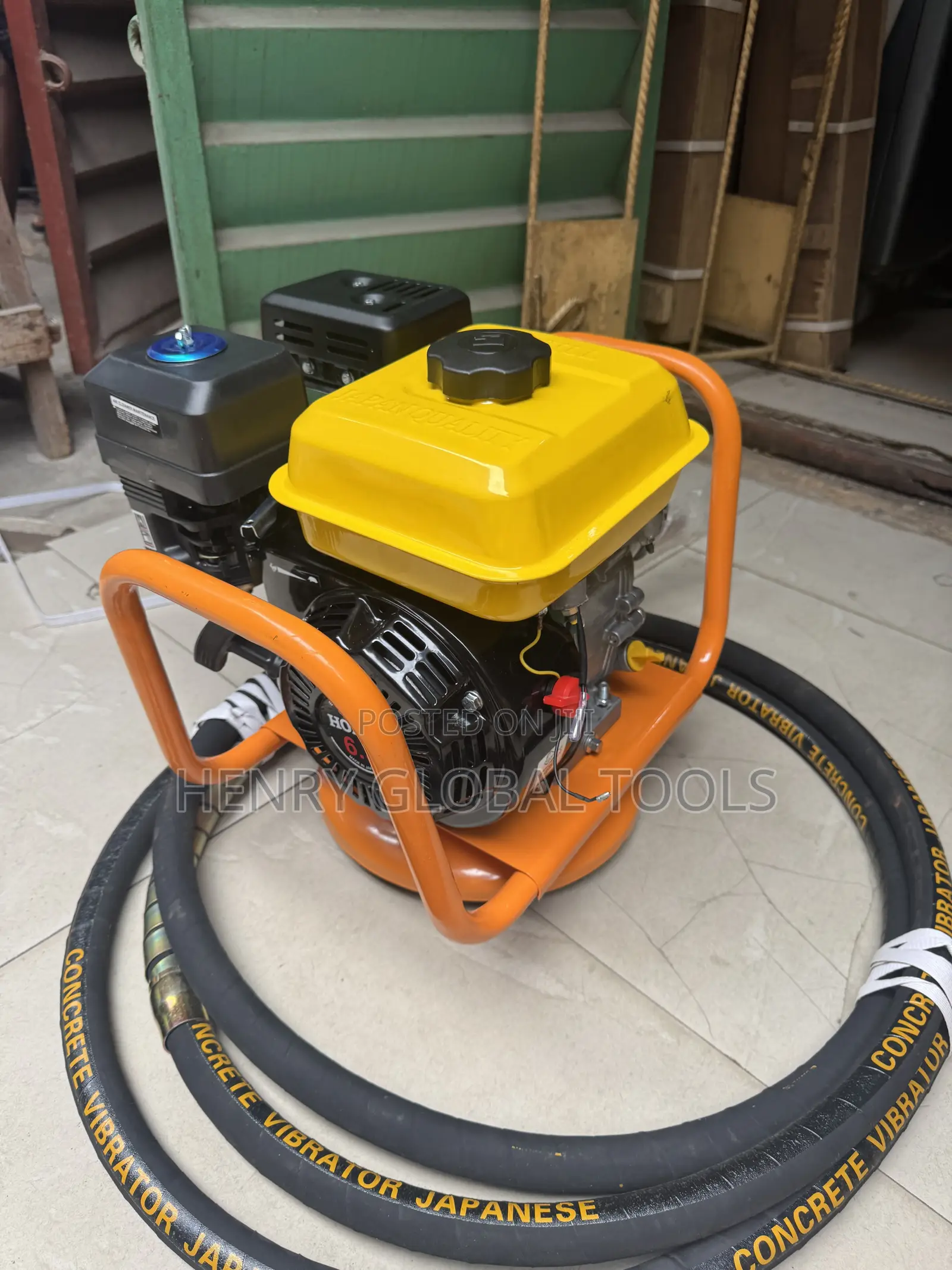 Honda Petrol Concrete Vibrator