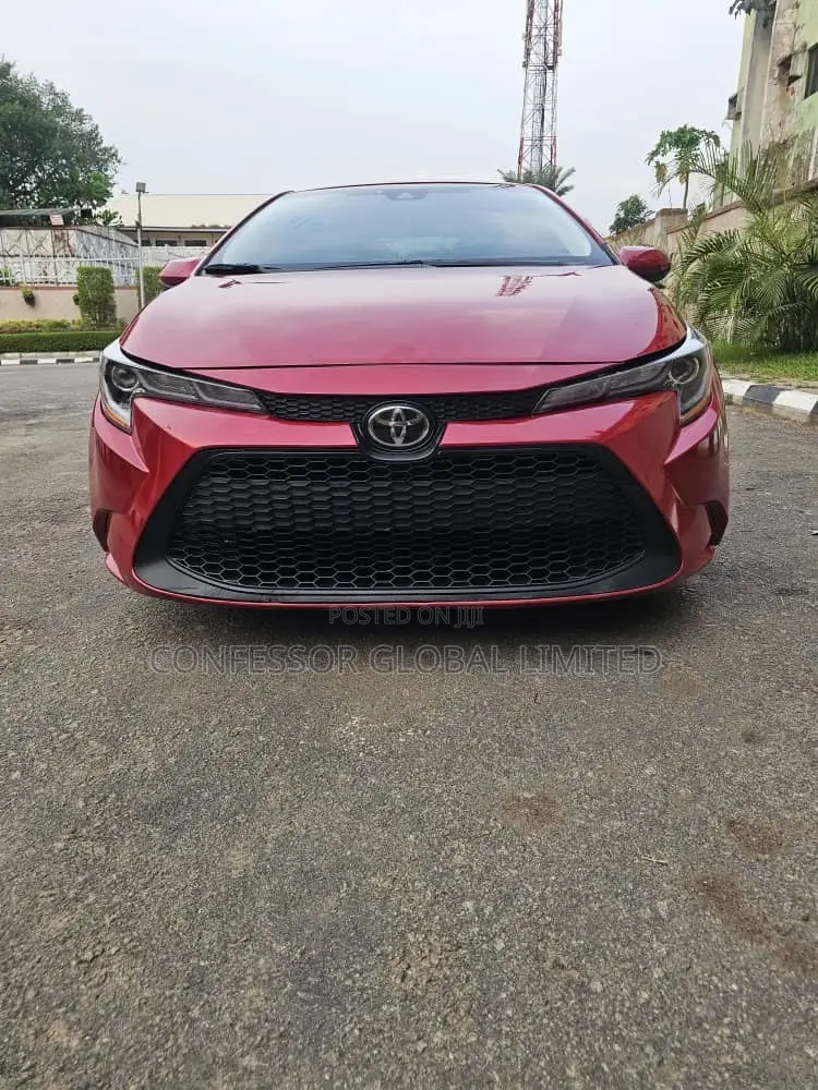 Toyota Corolla 2021 Red