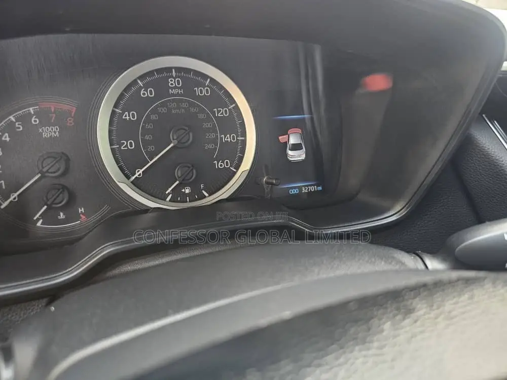 Toyota Corolla 2021 Red