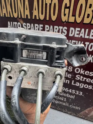 2013 Toyota Venza ABS Hydraulic Pump Module