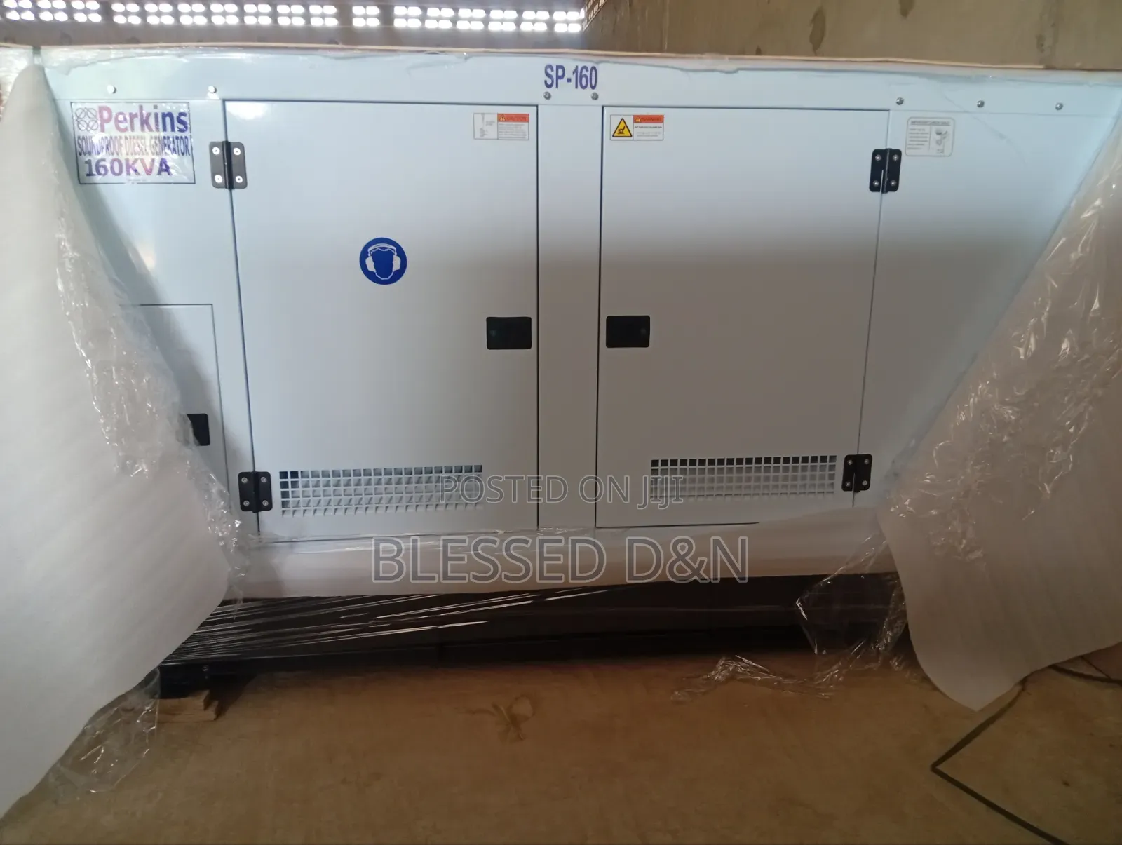 160kva Perkins Soundproof Diesel Generator