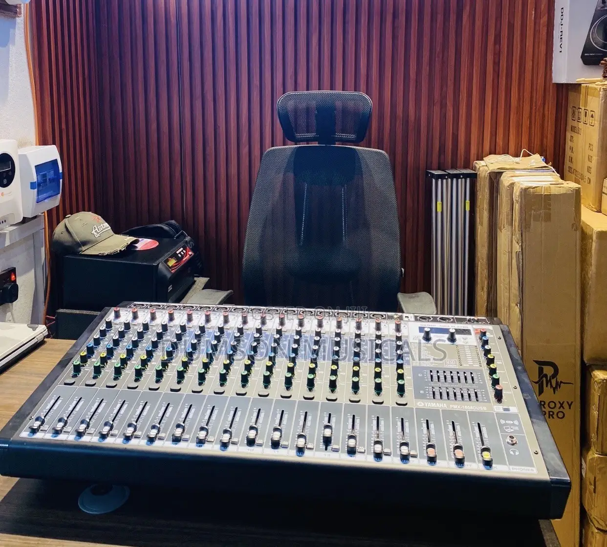 Yamaha 16 Channels Powered Mixer Amplifier Bluetooth USB