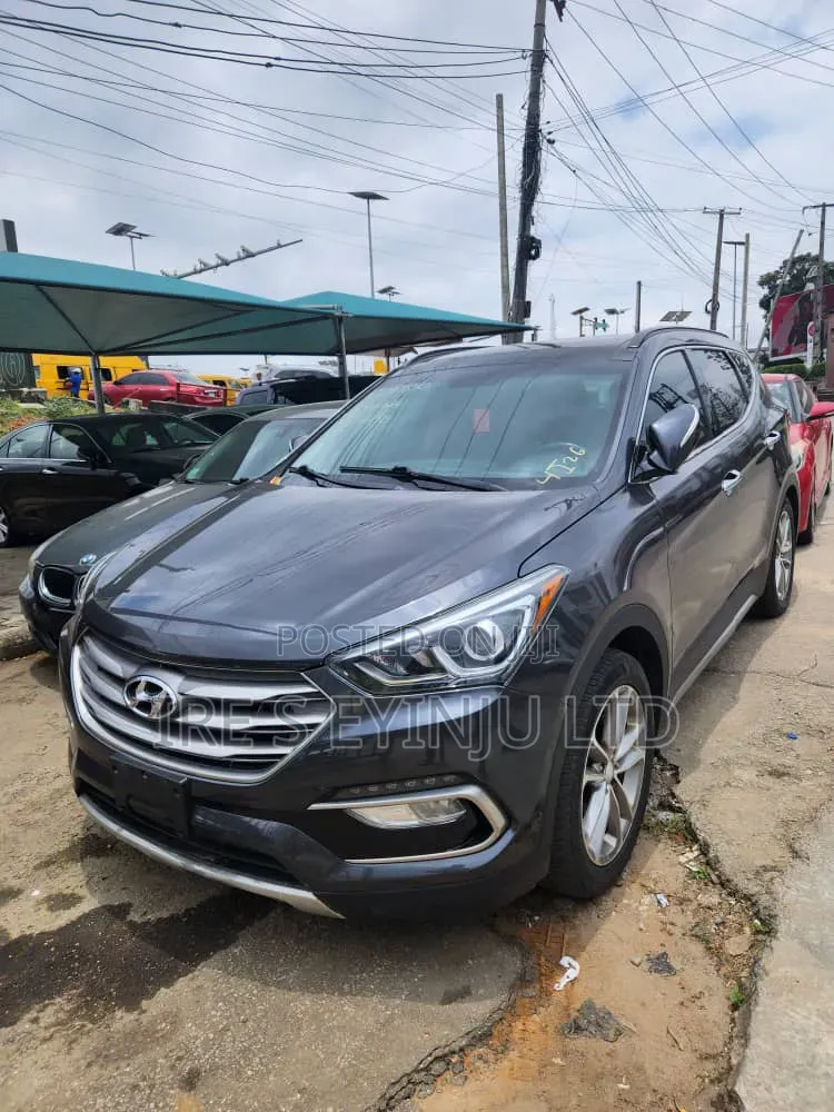 Hyundai Santa Fe 2018 Gray