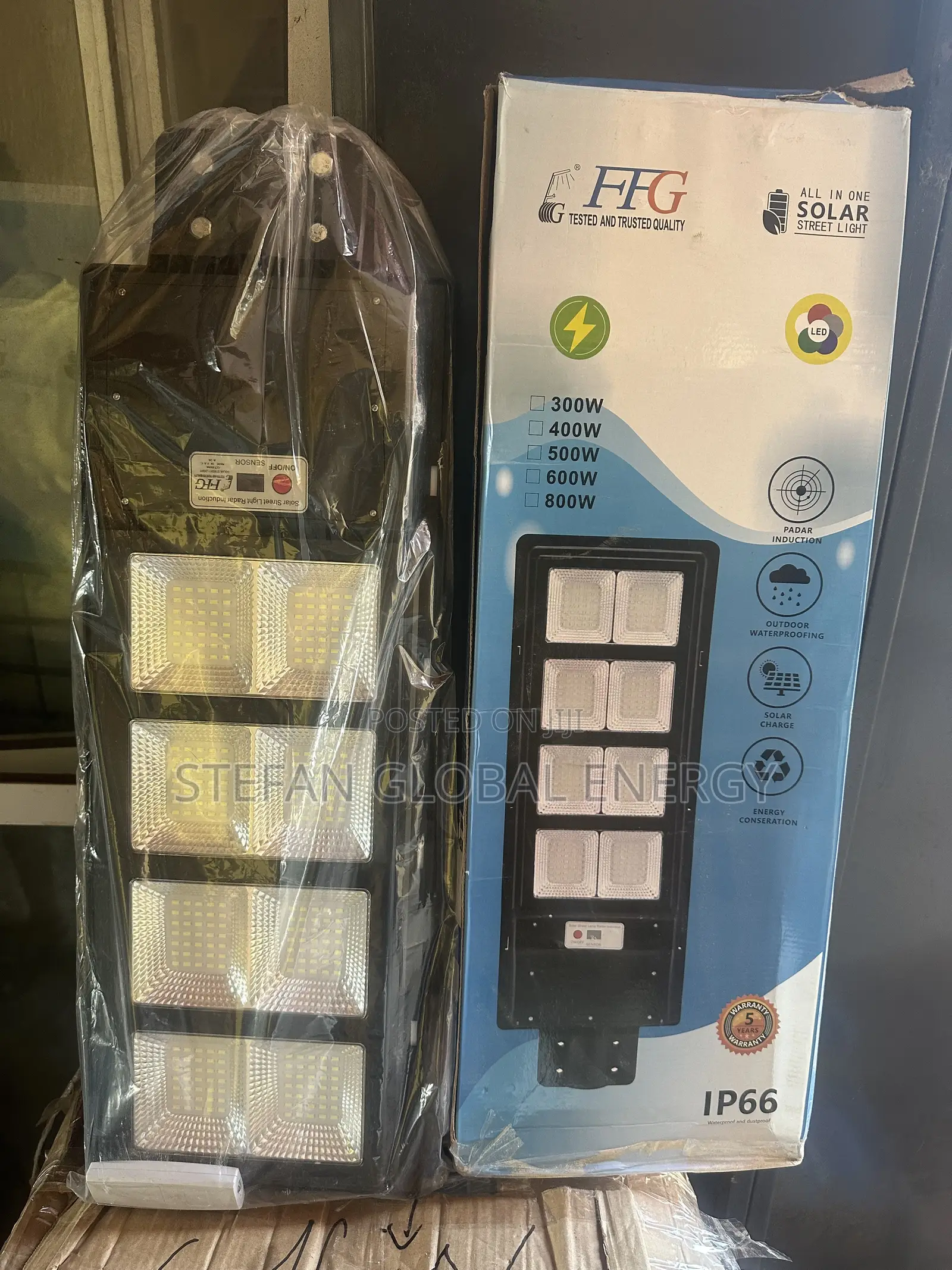 4eye Divided FFG Solar Street Light