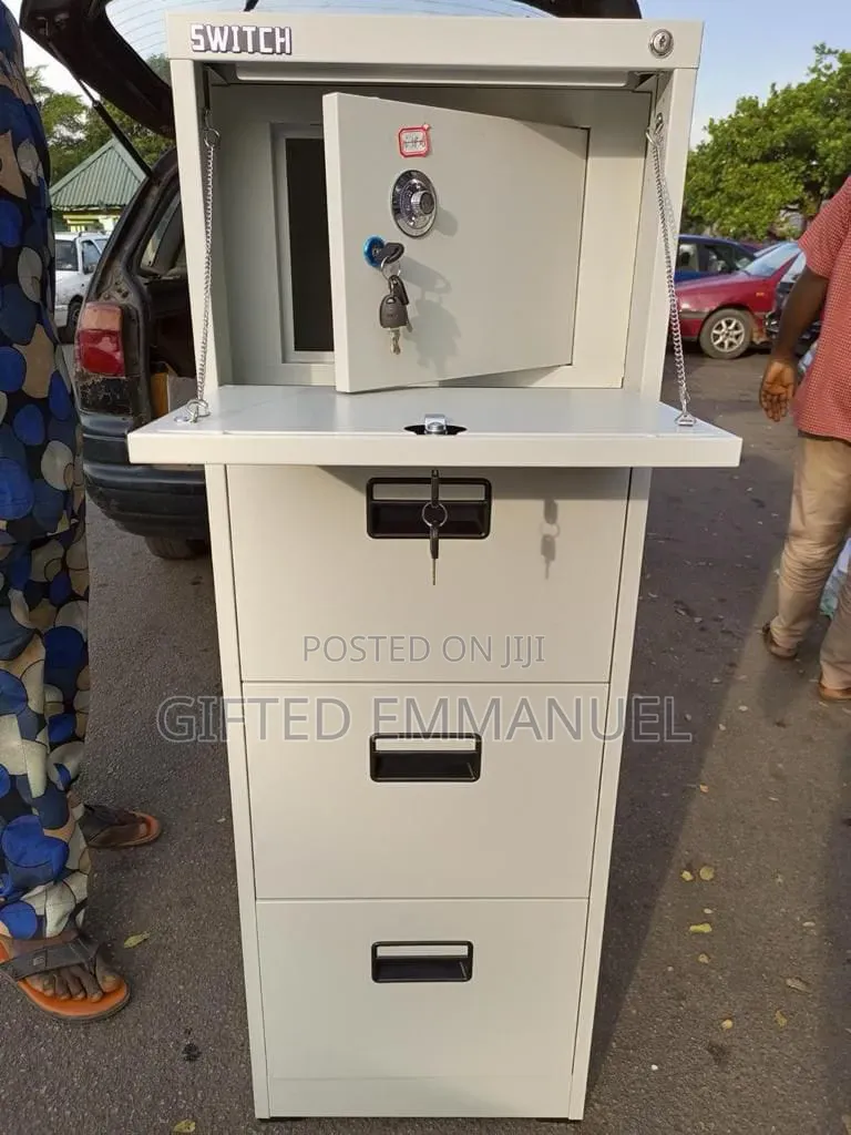 4-Drawer Metal Filing Cabinet With Safe