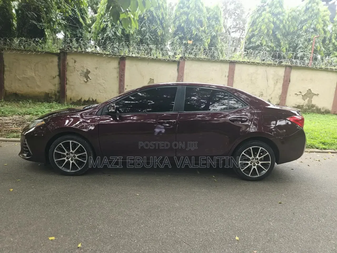 Toyota Corolla 2017 Burgundy