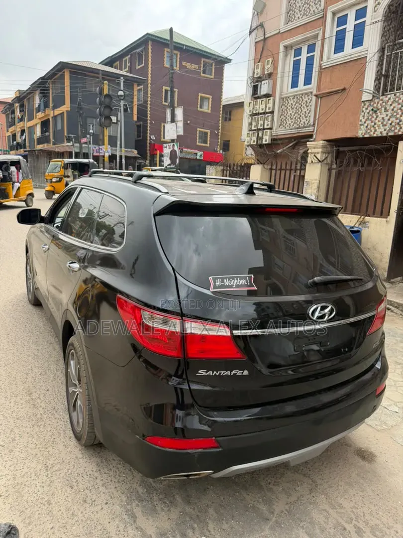 Hyundai Santa Fe 2015 Black