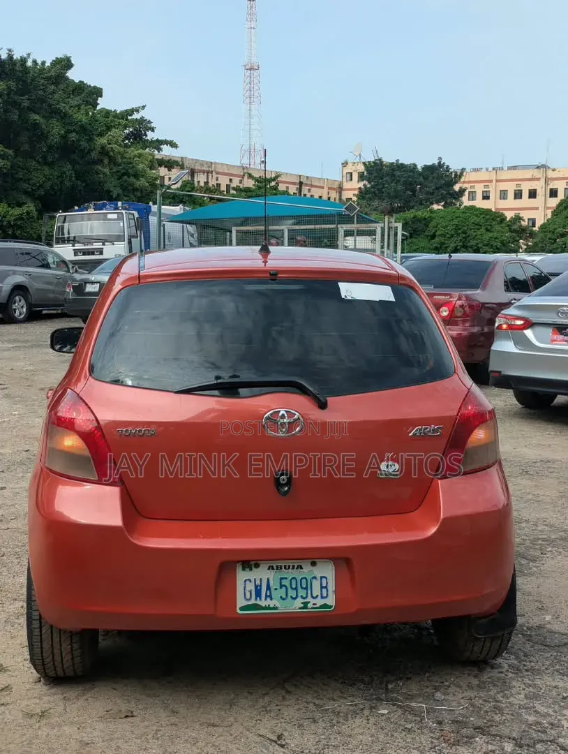 Toyota Yaris 2008 Orange