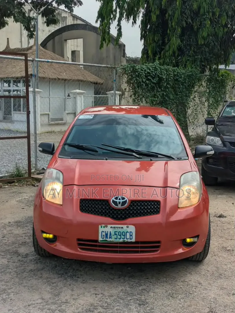 Toyota Yaris 2008 Orange