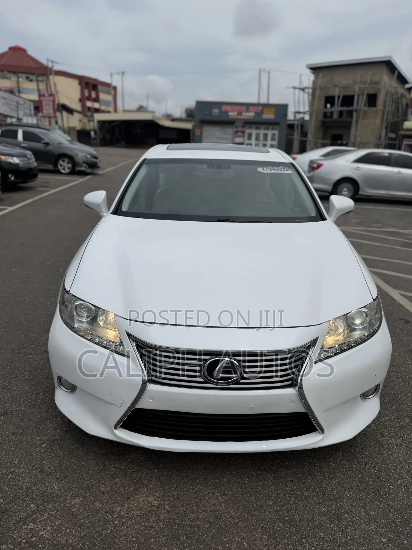 Lexus ES 350 FWD 2013 White