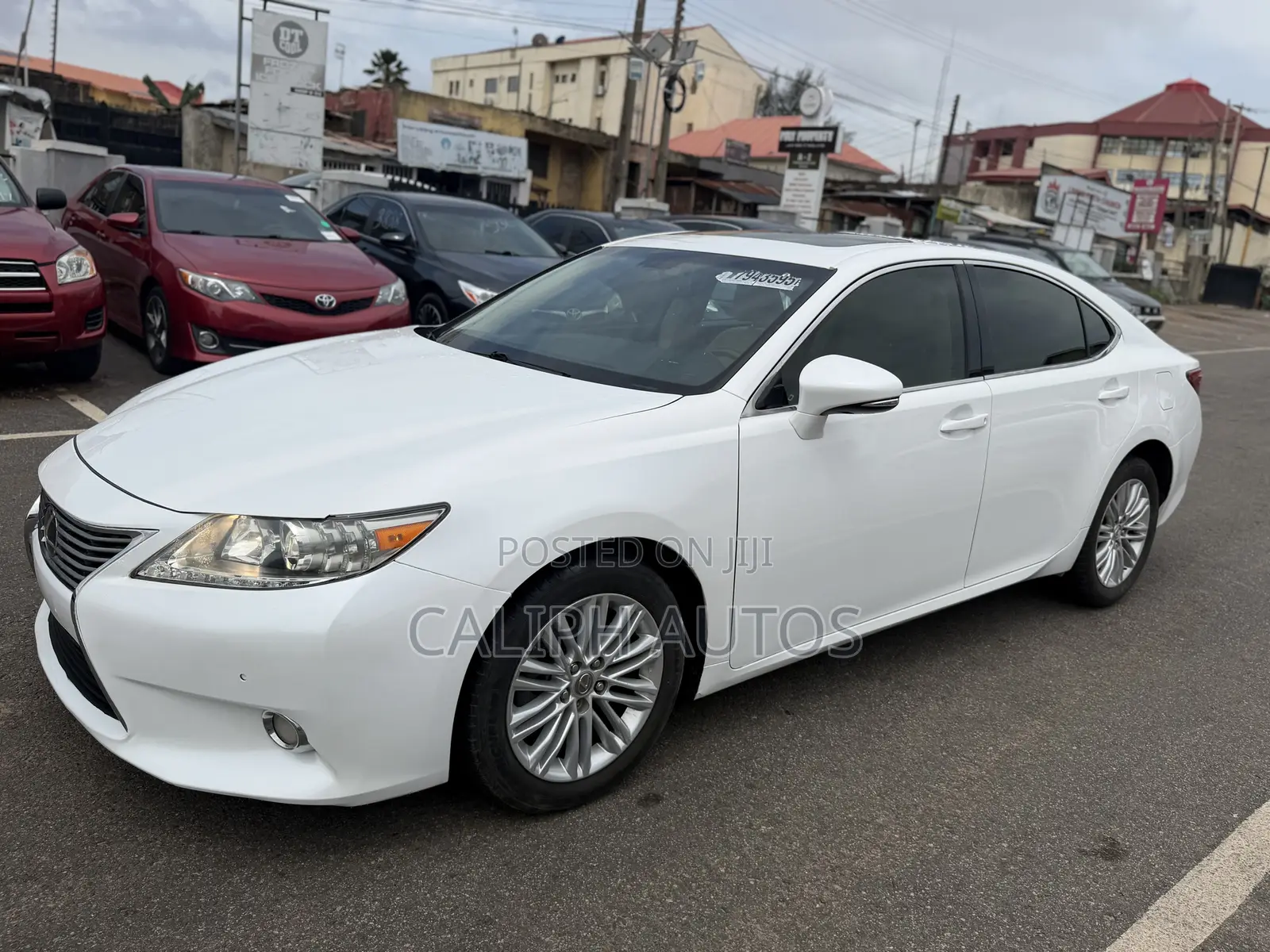 Lexus ES 350 FWD 2013 White