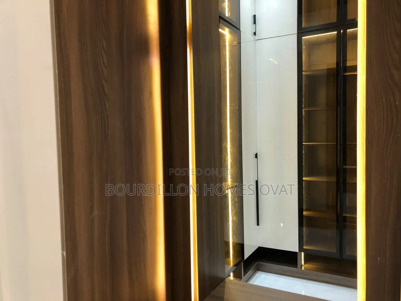 5bdrm Duplex in Harris Drive By Vgc for rent