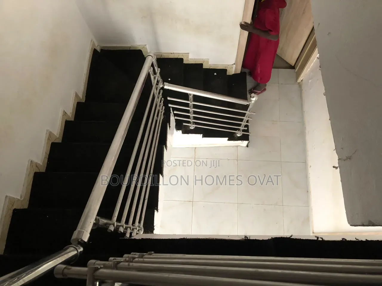 4bdrm Duplex in Harris Drive By Vgc for rent