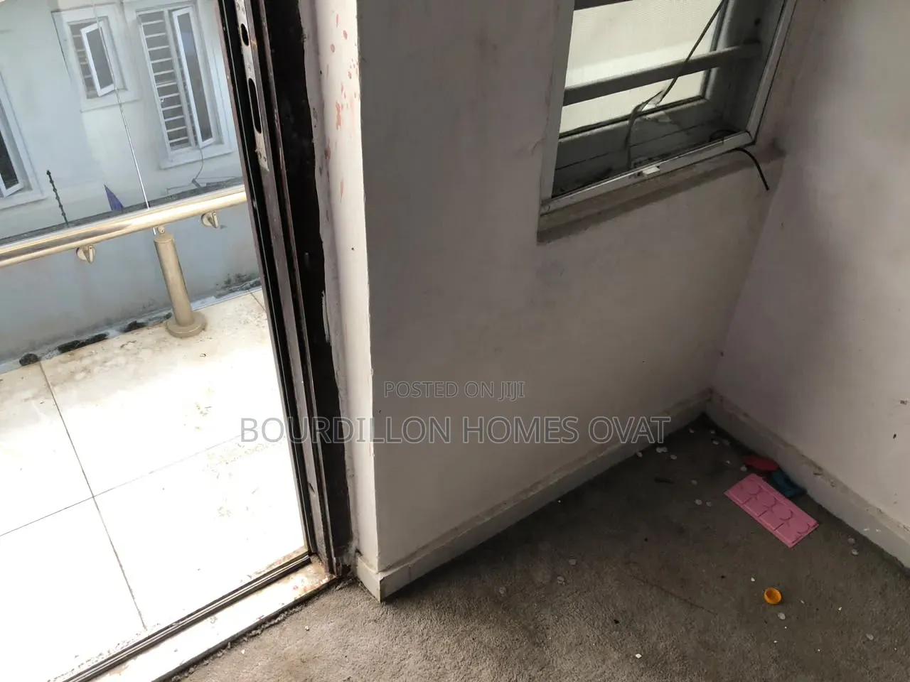 4bdrm Duplex in Harris Drive By Vgc for rent