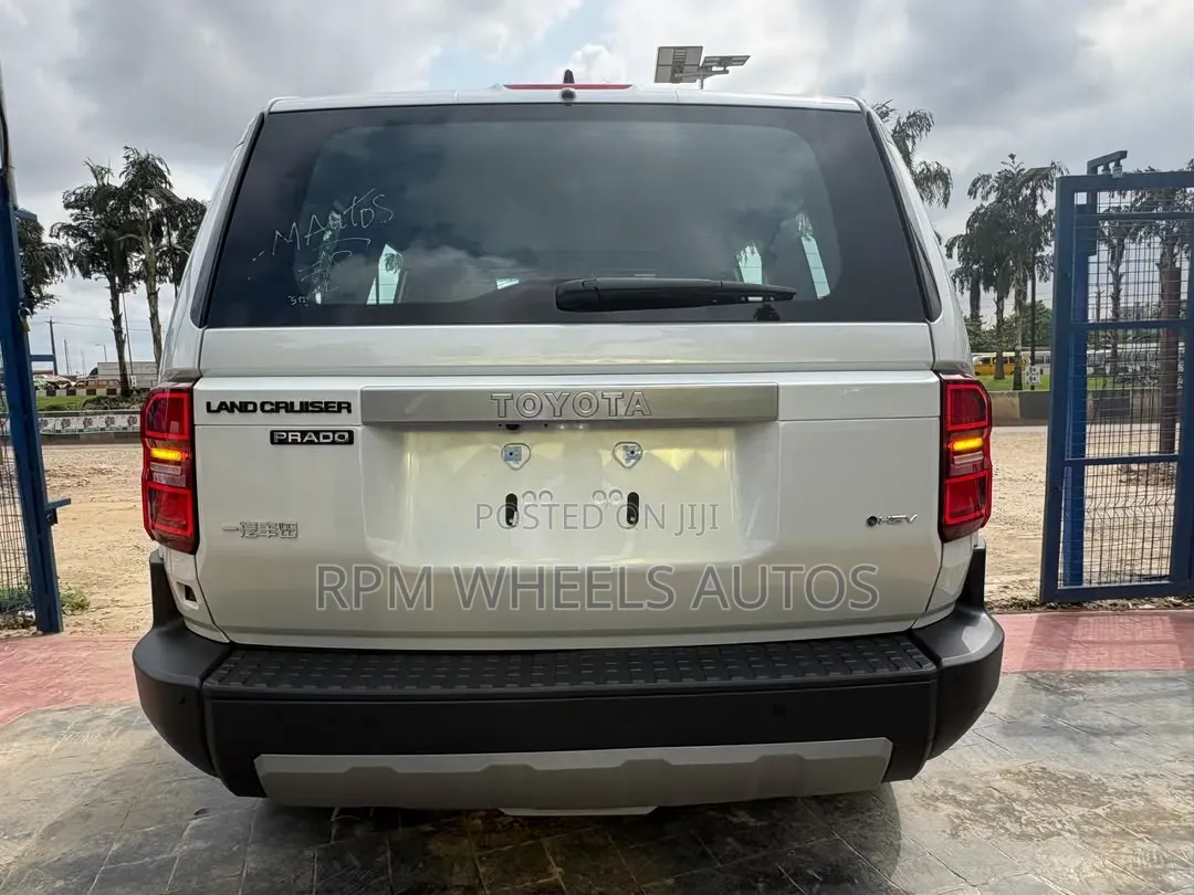 New Toyota Land Cruiser Prado 2026 White